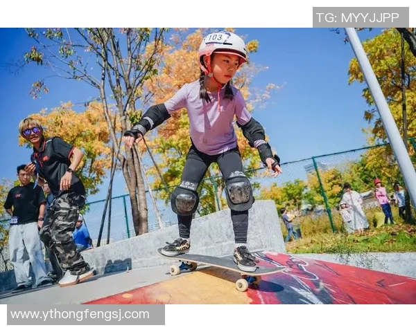 杭州滑板队创下耐力新纪录引领全国滑板运动新风潮